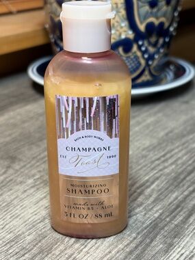 🌻5 for $30🌻Bath & Body Works Champagne Toast Moisturizing Travel Sized Shampoo